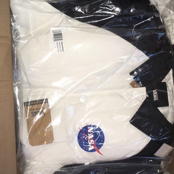 VANSxNASA, SPACE VOYAGER, BOMBER JACKET, m large - Picture 4 of 4